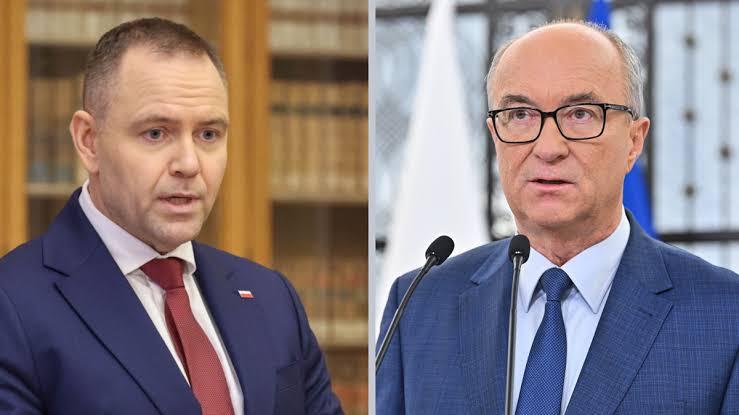 Włodzimierz Czarzasty rzekomo przygotowuje się do zaprzysiężenia nowego prezydenta Rafała Trzaskowskiego po decyzji Sądu Najwyższego – wynik Nawrockiego rzekomo unieważniony z powodu dowodów nieprawidłowości wyborczych.