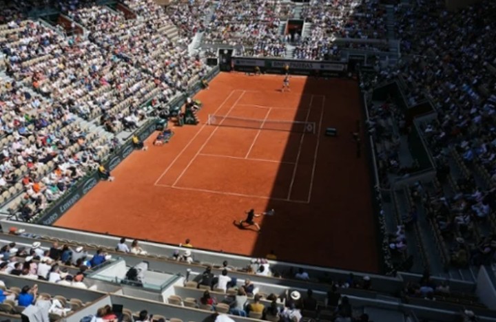 Demolka na Suzanne Lenglen. Pierwsza z Polek już po meczu w Roland Garros