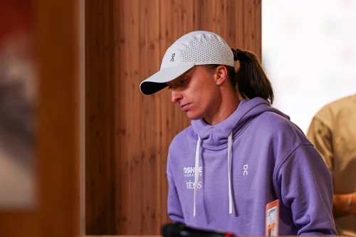 “Iga kochała tenis. Teraz gra, bo musi”. Druzgocąca diagnoza dla Świątek